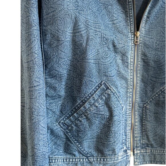 Chico’s Women’s Lightweight Denim Jacket - Abstract Print, Zipper Front, Pockets - Picture 2 of 9